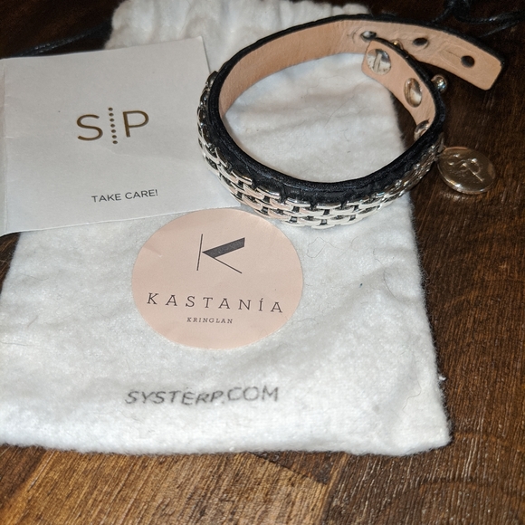 Systerp Swedish Leather Bracelet - Picture 6 of 6